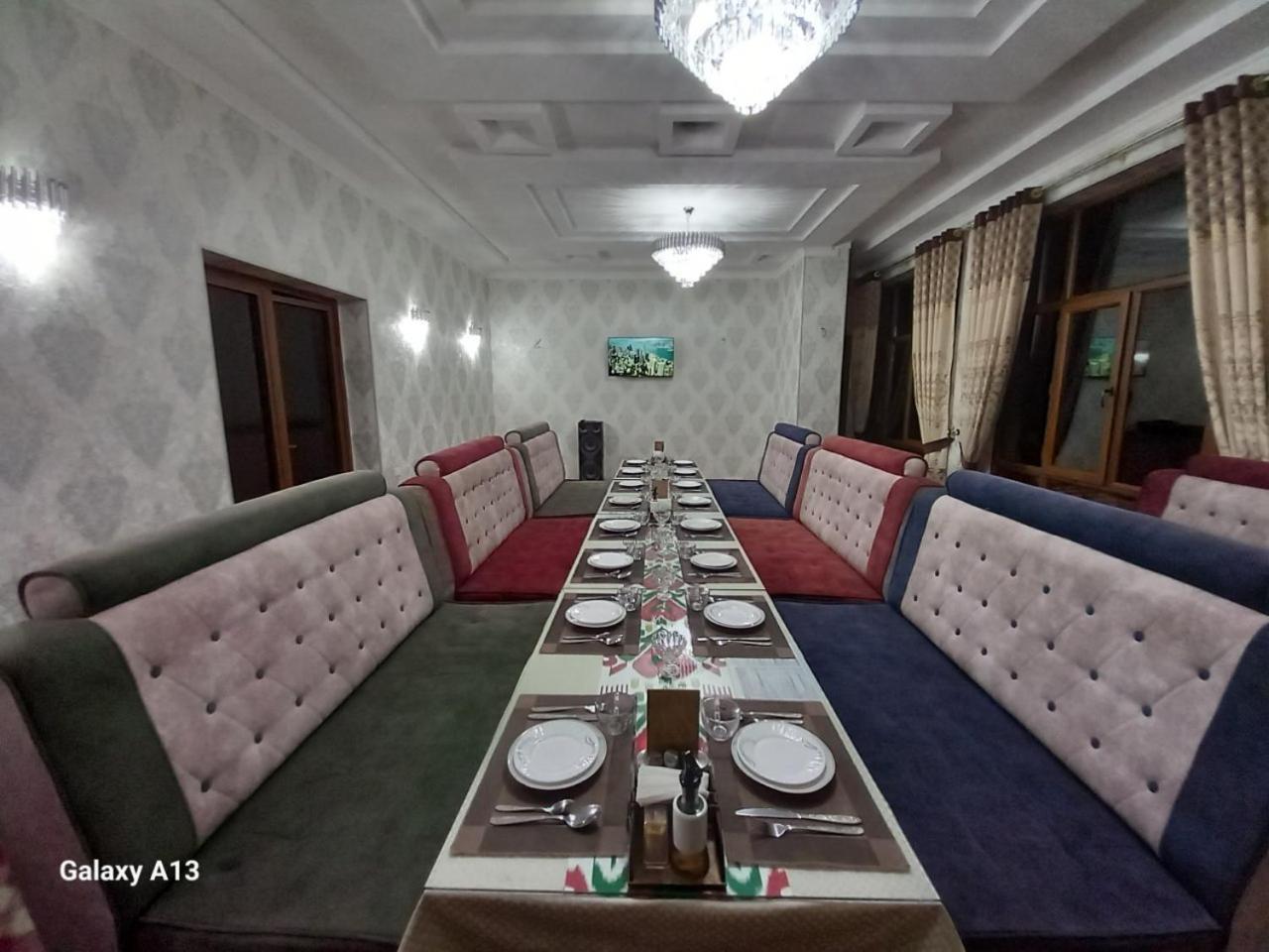 Зона Отдых Apachi В Горах Чимган Hotel Bagian luar foto