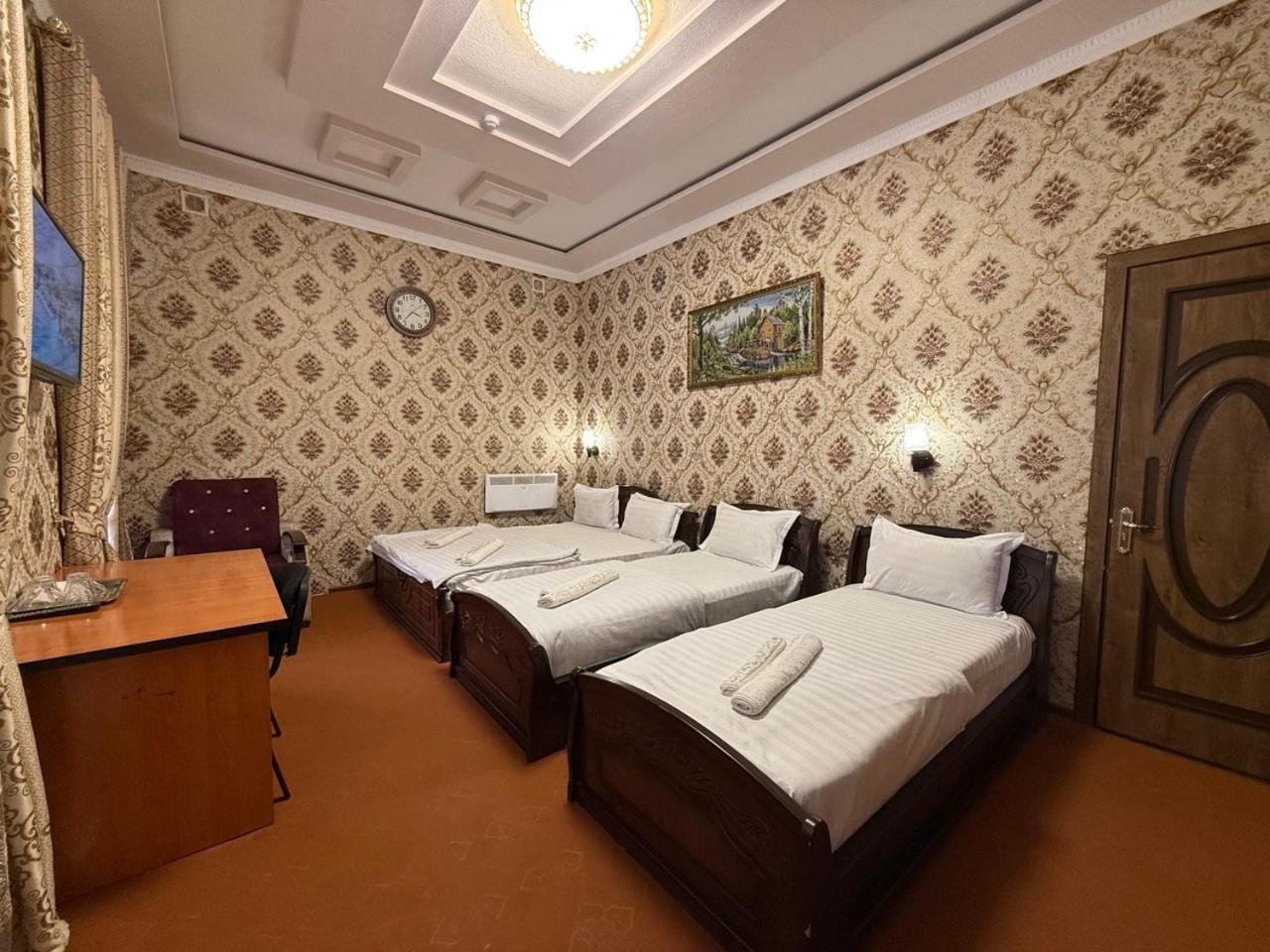 Зона Отдых Apachi В Горах Чимган Hotel Bagian luar foto